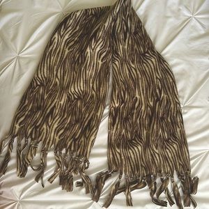 Brown and cream fringe scarf